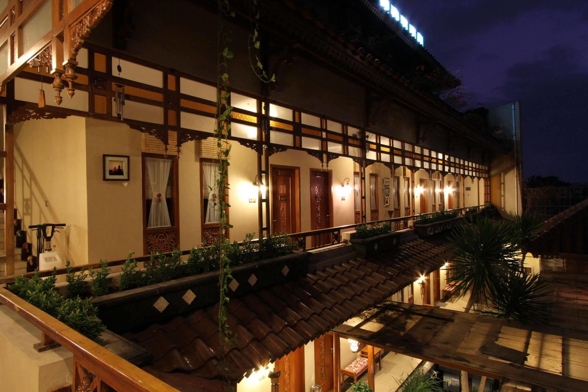 Urbanview Adya Nalendra Tugu Jogja Otel Yogyakarta Dış mekan fotoğraf